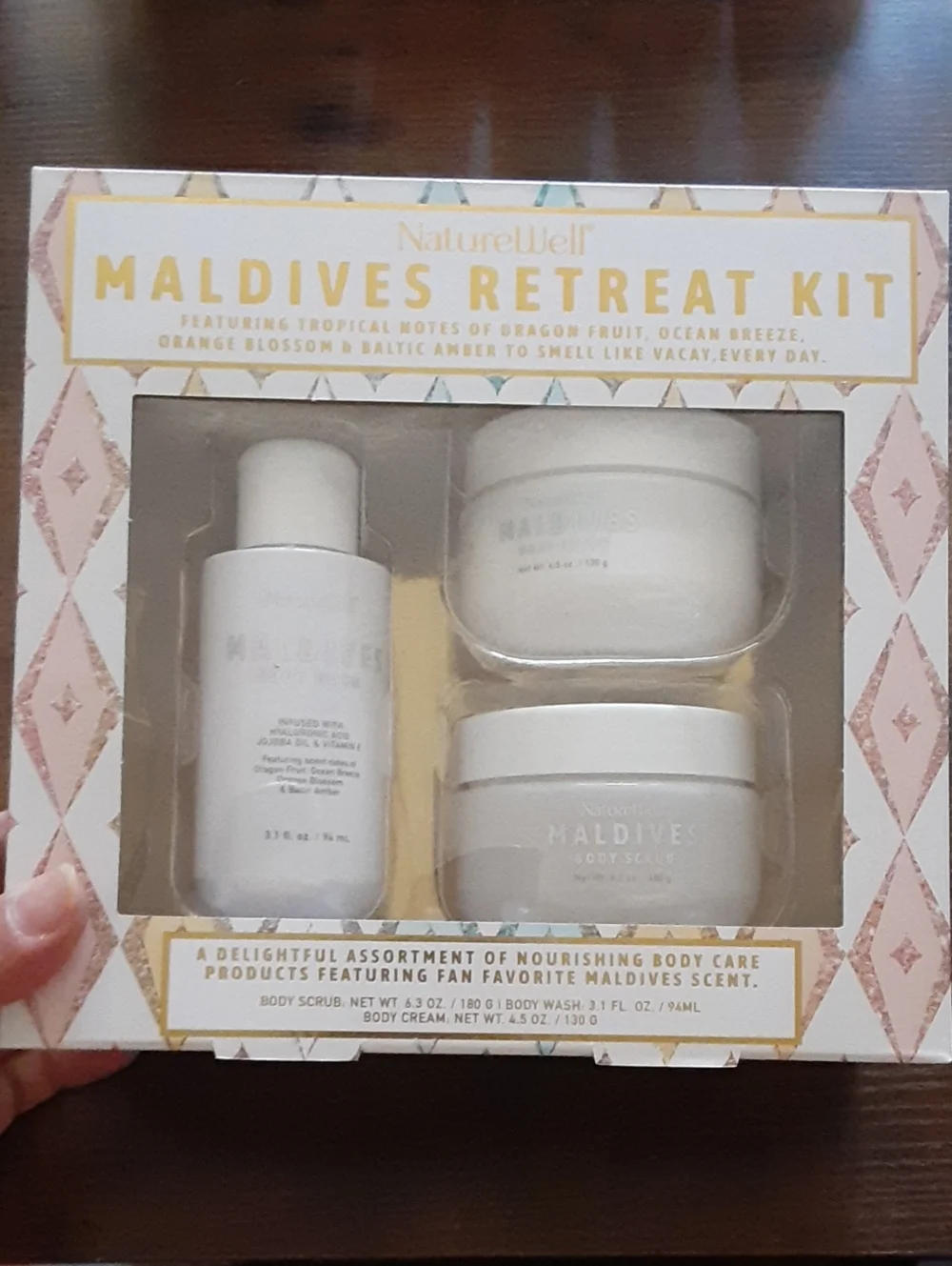 NatureWell Maldives Retreat Kit - White & Cream Bath Set